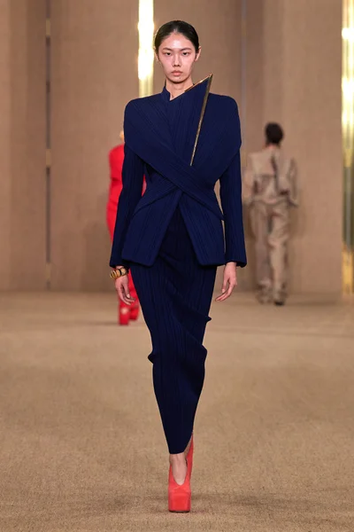 Look 21